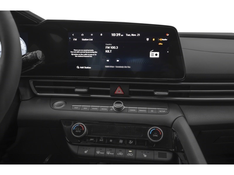 2024 Hyundai Elantra Luxury Interior Shot 2