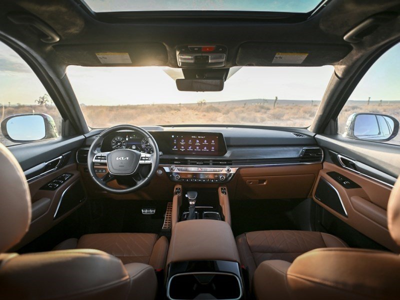 2025 Kia Telluride X-Pro w/Terracotta Brown Interior OEM Shot 4