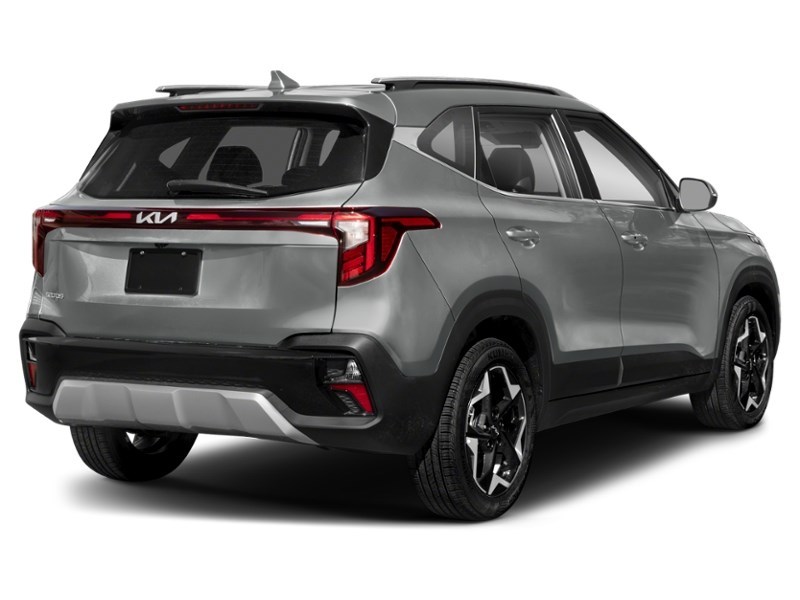 2024 Kia Seltos EX Exterior Shot 2