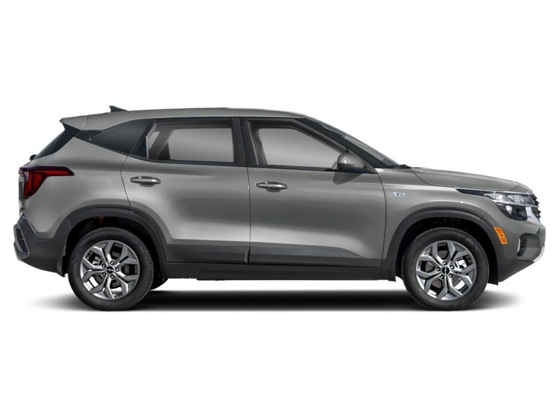 2026 Kia Seltos LX AWD Exterior Shot 10