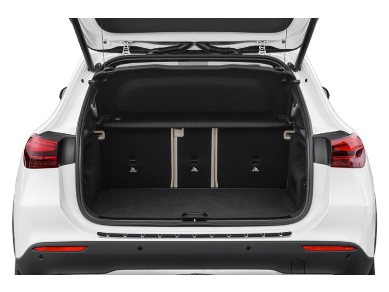 2026 Mercedes-Benz GLA 250 Base Exterior Shot 4