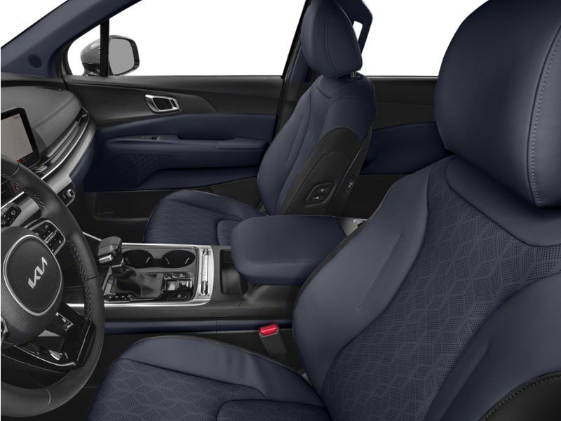 2026 Kia Carnival LX OEM Shot 5