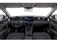 2026 Volkswagen Tiguan Comfortline Interior Shot 6