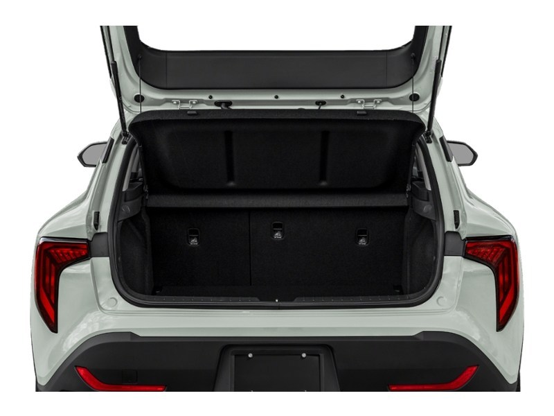2026 Kia K4 Hatchback EX Exterior Shot 4
