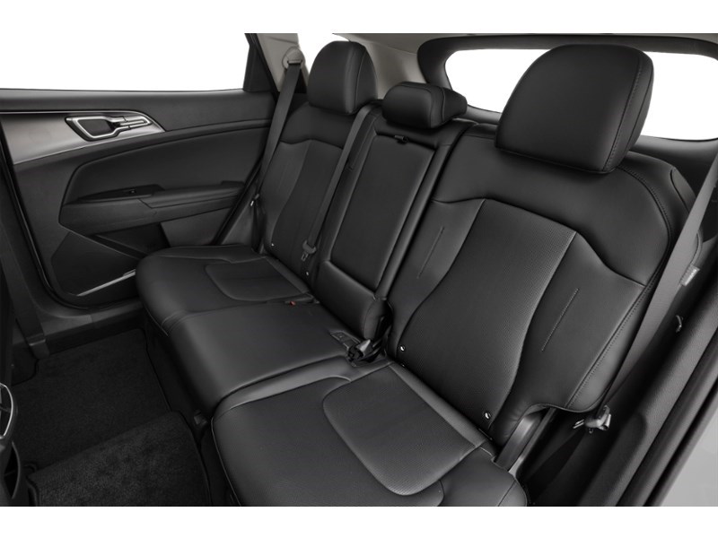 2026 Kia Sportage EX Interior Shot 5
