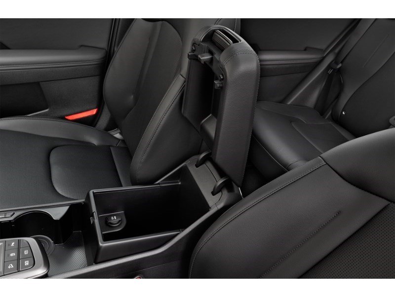 2026 Kia Sportage EX Interior Shot 7