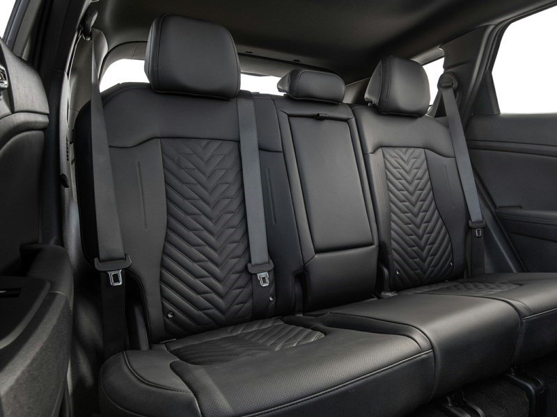 2026 Kia Sportage EX Premium w/Black Interior OEM Shot 6