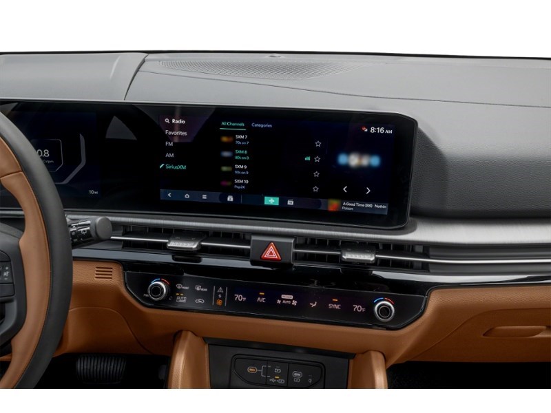2026 Kia Sportage X-Line Interior Shot 2