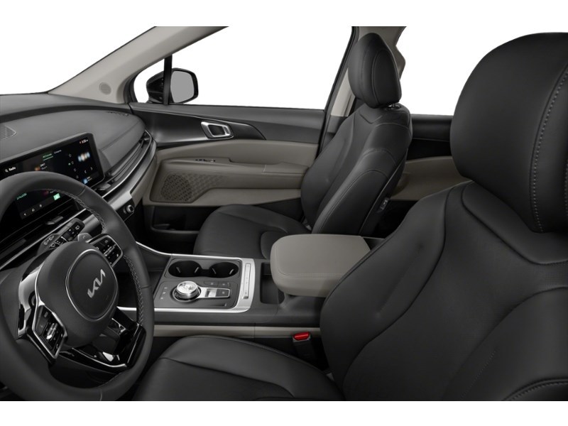 2027 Kia Carnival HEV LX+ Interior Shot 4