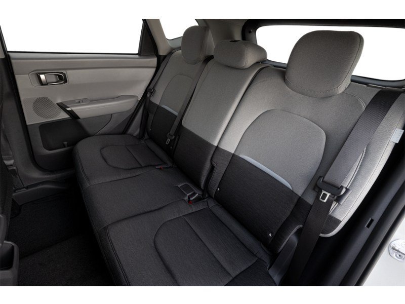 2027 Kia Seltos LX Interior Shot 5