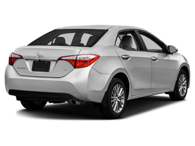 2014 Toyota Corolla LE (CVT) Classic Silver Metallic  Shot 24