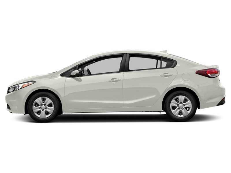 2018 Kia Forte LX (A6) Snow White Pearl  Shot 3