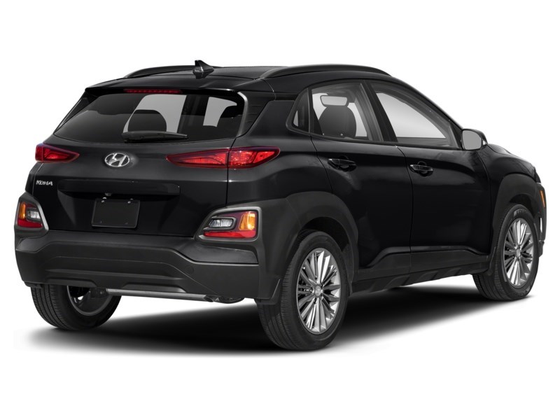 2021 Hyundai Kona 2.0L Luxury Phantom Black  Shot 2