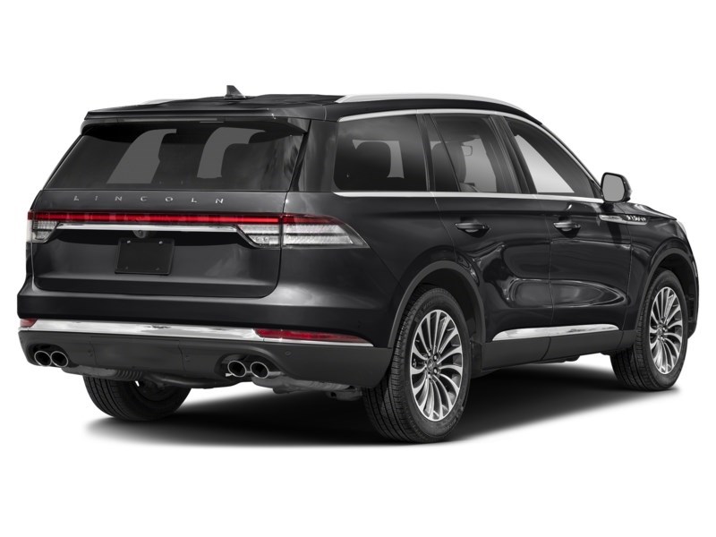 2023 Lincoln Aviator Reserve Infinite Black Metallic Clearcoat  Shot 2